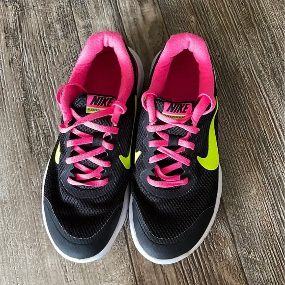 Nike Young Flex Experience RN 4 749818-007 Pink, Black Running Shoes, 5Y