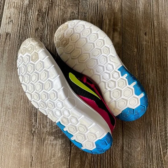 Nike Young Flex Experience RN 4 749818-007 Pink, Black Running Shoes, 5Y