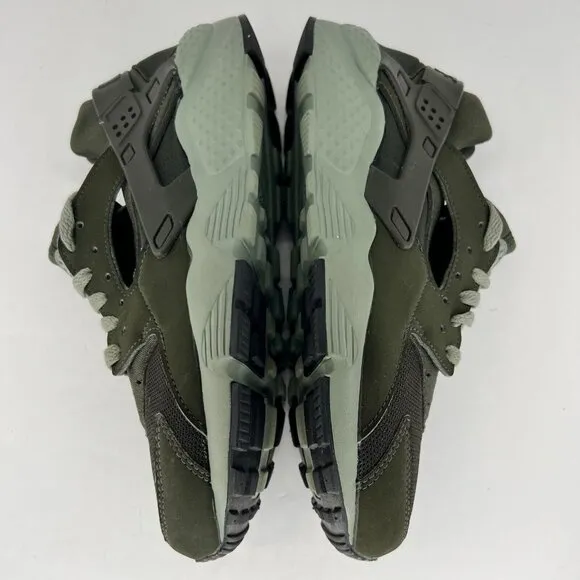 Nike Youth 654275-302 Green Air Huarache Sequoia Low Top Size 7 Y Running Shoes