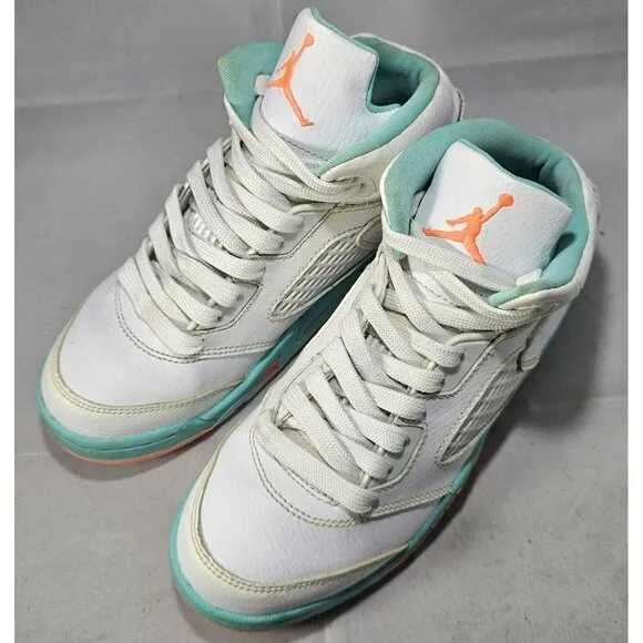 Nike Youth's Air Jordan Retro 5 White/Crimson Pulse Aqua Size 2.5Y