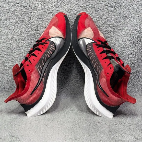 Nike Zoom Gravity Mens Size 10.5 Running Shoes Sneakers University Red Silver