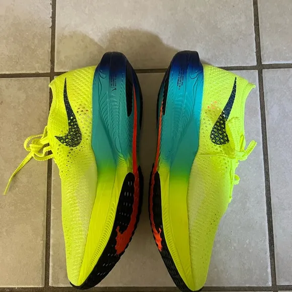 Nike ZoomX Vaporfly Next% 3 Fast Pack Racing Running Shoes DV4129-700 Men’s