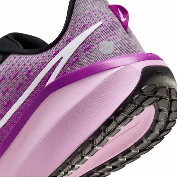 Nike ZoomX Vomero 17 Running Shoes Mens SZ 9.5 Hyper Violet Black FB1309-500