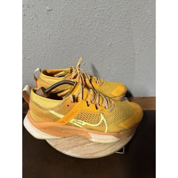 Nike ZoomX Zegama Thunder yellow Running Trail Shoes Mens Size10.5 $200