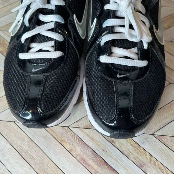 Nike | women black athletic sneakers air