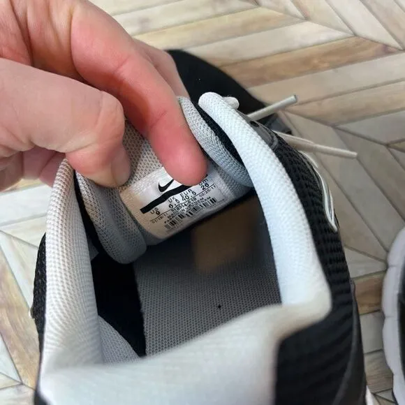 Nike | women black athletic sneakers air