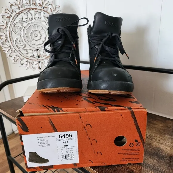 Nitro WORX Men's Safety Toe Chukka Style 5496 Size 8.5 Like New!