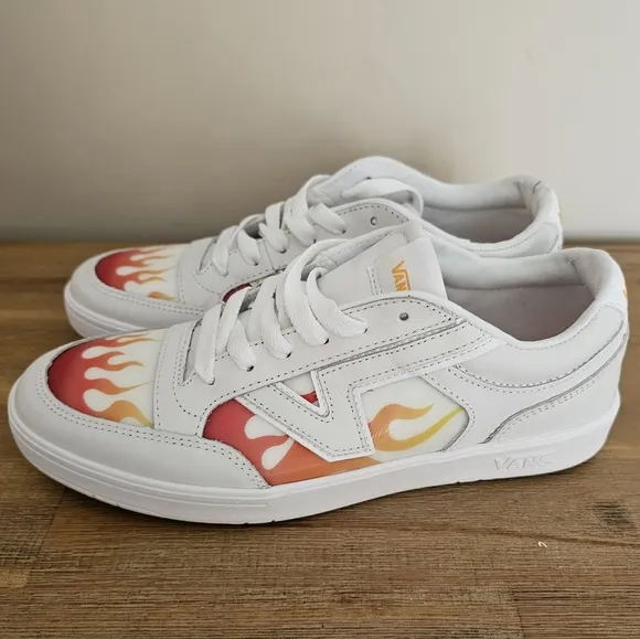 NWOB Vans Lowland CC Lenticular Unisex True White &amp; Flame Sneakers, Shoes