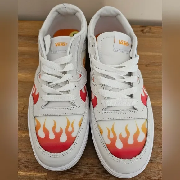 NWOB Vans Lowland CC Lenticular Unisex True White &amp; Flame Sneakers, Shoes