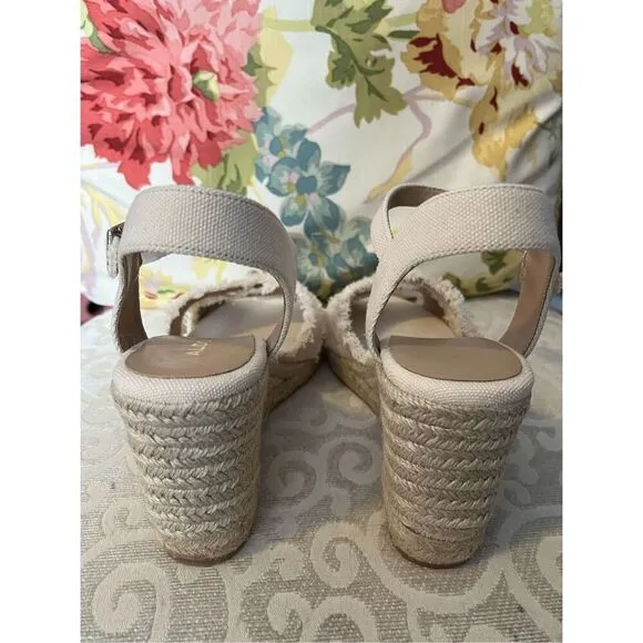 NWOB Aldo Women's Size EU 40 US 10 White Open Toe Wedge Shoes Crossover Strap