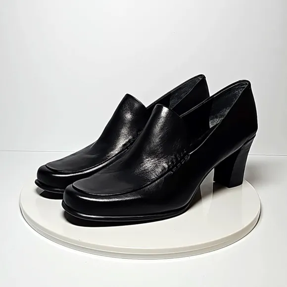 NWOT Franco Sarto Nolan Pump Loafer Shoes Block Heel Round Toe Slip-On Black 9.5
