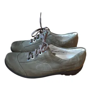 NWOT Waldlaufer Dana Holma Sneakers Shoes Gray Nubuck Lace Up Low Heel Size 8