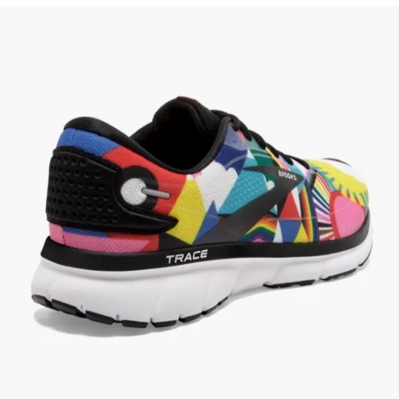 NWT brooks Womens Road-running Shoes Size 12.5