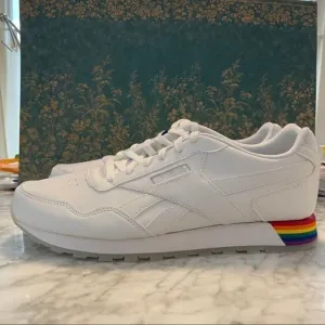 NWT - Reebok Classics Harman Run Pride Sneakers