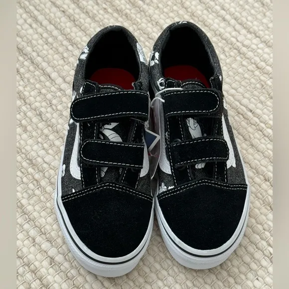 NWT VANS x Disney 100 Black &amp; White Mickey Mouse Shoes Sneakers - Boys Size 1