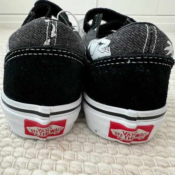 NWT VANS x Disney 100 Black &amp; White Mickey Mouse Shoes Sneakers - Boys Size 1
