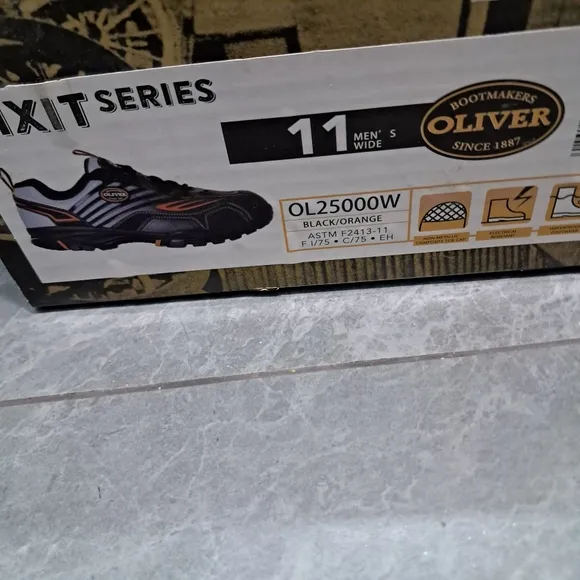Oliver by Honeywell Steel Toe Black Work Safety Sneakers Shoes - Mens Size US 11