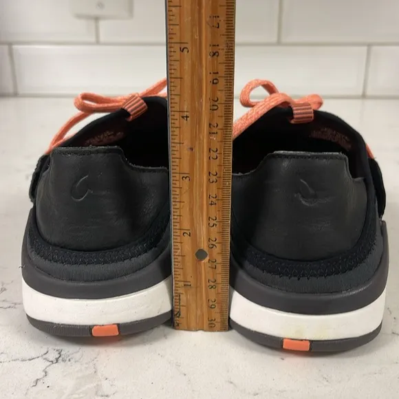 OLUKAI MIKI LI SHOES - WOMEN'S PAVEMENT/BLACK 8
