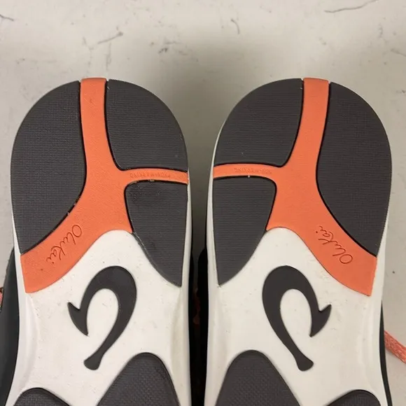 OLUKAI MIKI LI SHOES - WOMEN'S PAVEMENT/BLACK 8
