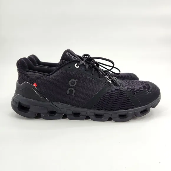 On CloudFlyer Shoes Men's Size 12 Athletic Running  All Black Sneakers