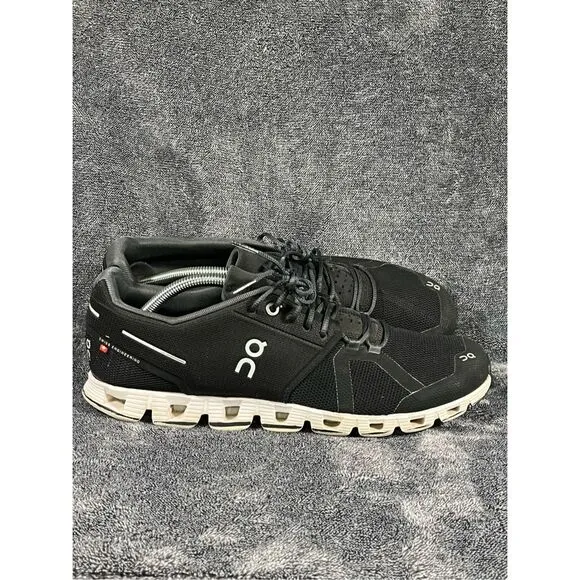 On Men’s Cloud, Black/White Running Shoe, Size 11