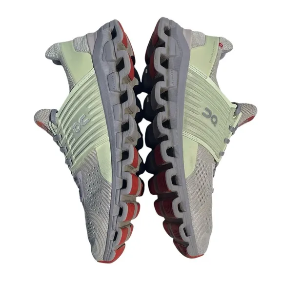 On Running cloudswift shoes sneakers athletic ice/oasis women’s 10