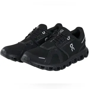 On Running women’s Black Running Shoes size 9.5 ON CLOUD