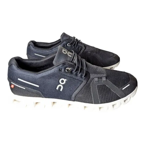 ON RUNNING Cloud 5 &quot;Black' Running Shoes Size 10