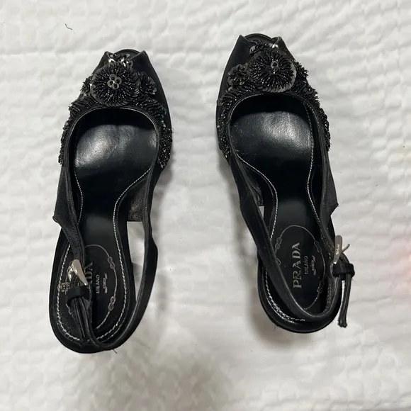 Prada shoes size 35 1/2 peel toe