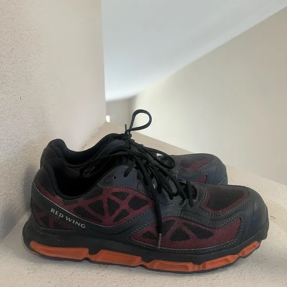 Red Wing Safety Toe Athletic Work Shoes  Style‎ #6338 Men's 10.5 Aluminum Toe