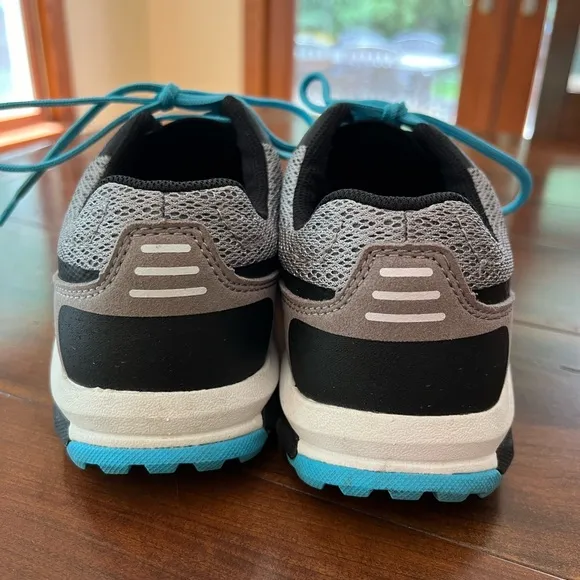Red Wing Women’s Steel Toe Tennis Shoes 7.5