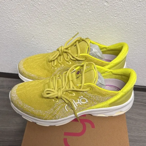 Ryka Devotion X Walking Sneaker In Verdantyel (WIDE)