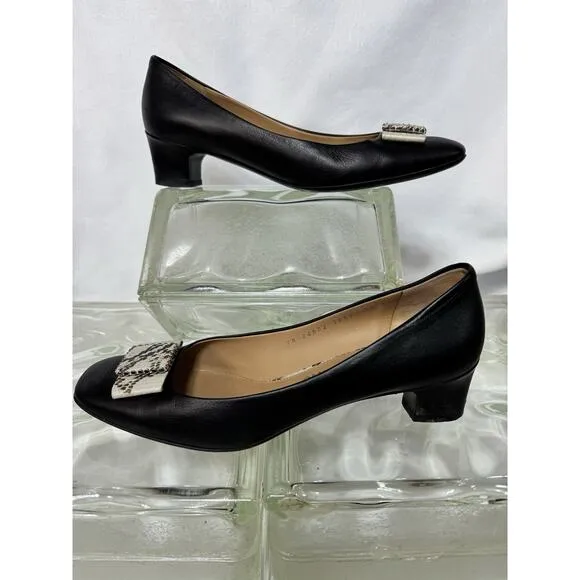 Salvatore Ferragamo Low Heel Pumps In Vara Leather And Snakeskin Bow US 9.5 M