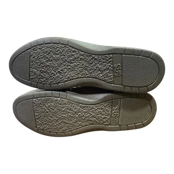 SAS Free Time Walking Shoe NWOB Women size 9.5 Slim