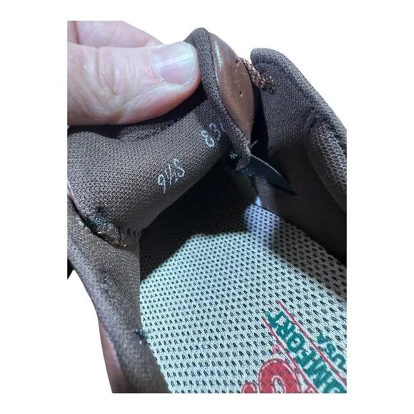 SAS Free Time Walking Shoe NWOB Women size 9.5 Slim