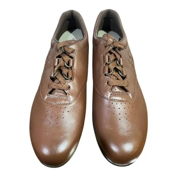 SAS Free Time Walking Shoe NWOB Women size 9.5 Slim