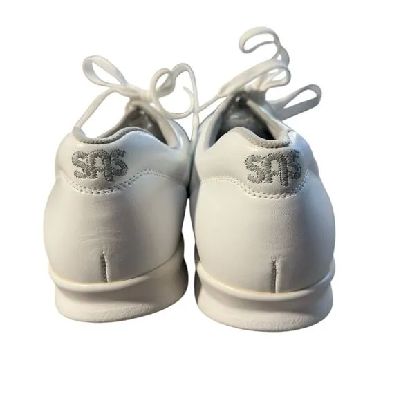 SAS Free Time White “Nurse Shoes” Sz 10
