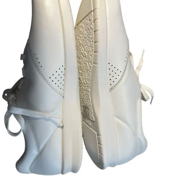 SAS Free Time White “Nurse Shoes” Sz 10