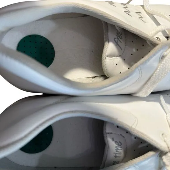 SAS Free Time White “Nurse Shoes” Sz 10
