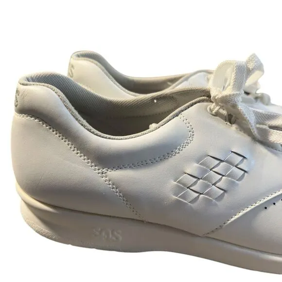 SAS Free Time White “Nurse Shoes” Sz 10