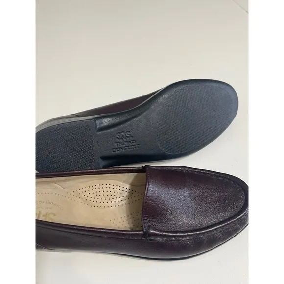 SAS Loafers Leather Comfort Slip On Walking Shoes Burgundy Size 7 N Narrow