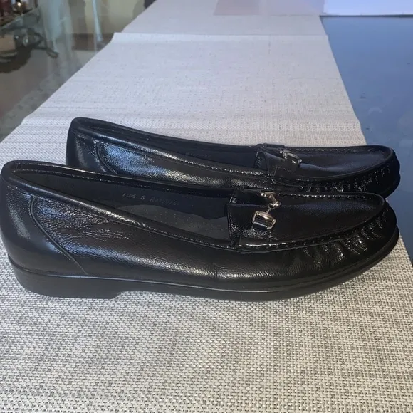 SAS Tripad Women’s Comfort Shoes Size 10.5S, with Comfort Foot Bed Slip on