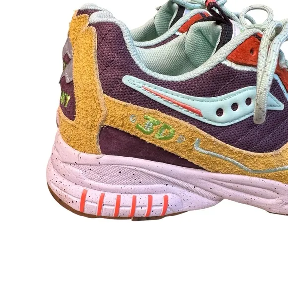 Saucony 3D Grid Hurricane S70745-2 Mens 7.5 Purple Lifestyle Sneakers Shoes S2