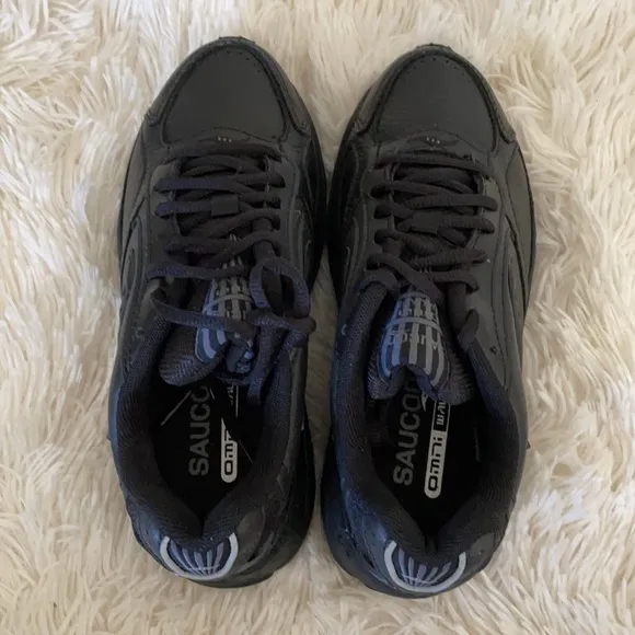 Saucony Leather Walking Shoes
