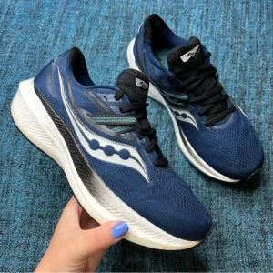 Saucony Triumph 20 Running Shoes in Twilight Blue Black