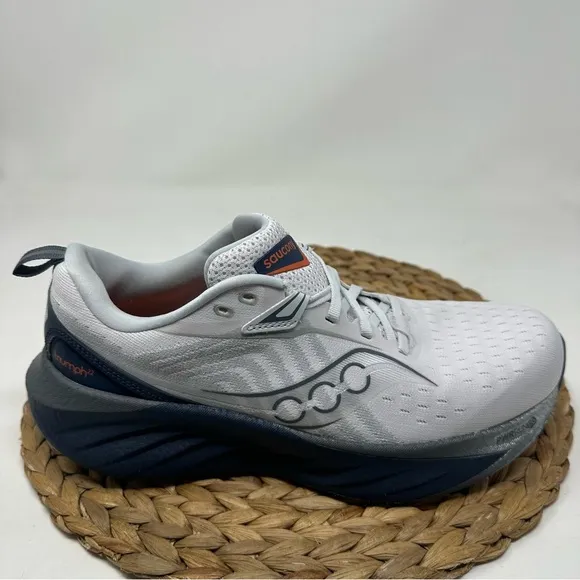 Saucony Triumph 22 Men's Running Shoes Cloud Navy Size 9 Men's