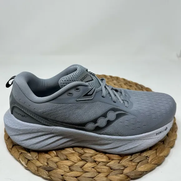 SAUCONY Triumph 22 Running Shoes Flint Gray Black Size 9.5 Men's