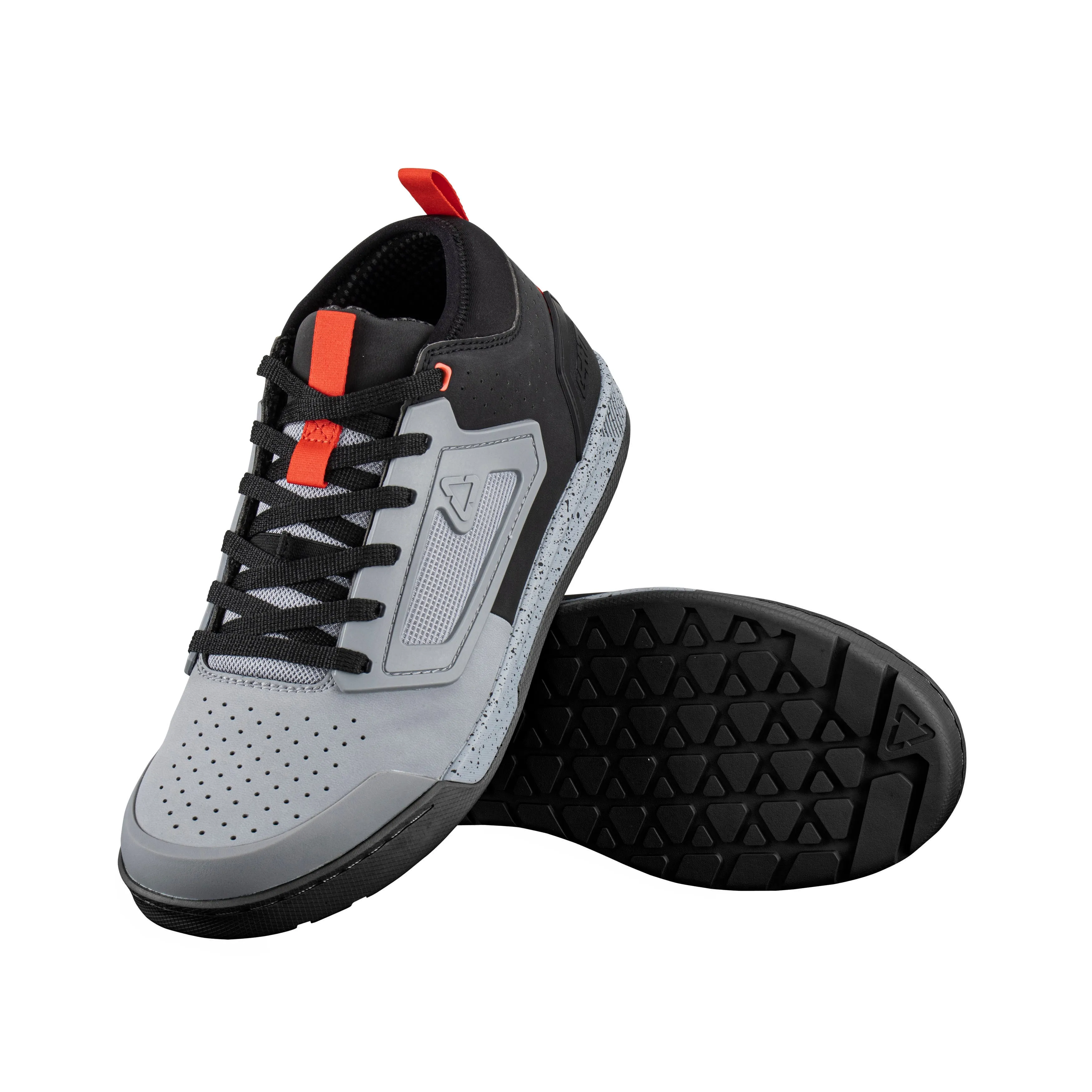 Shoe 3.0 Flat Titanium