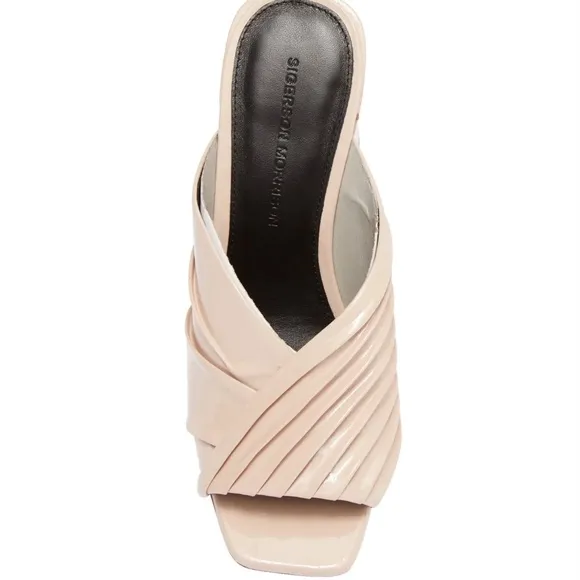 Sigerson Morrison Pramod Nude Patent Leather Heels Mule Pumps Block Heel Sandals