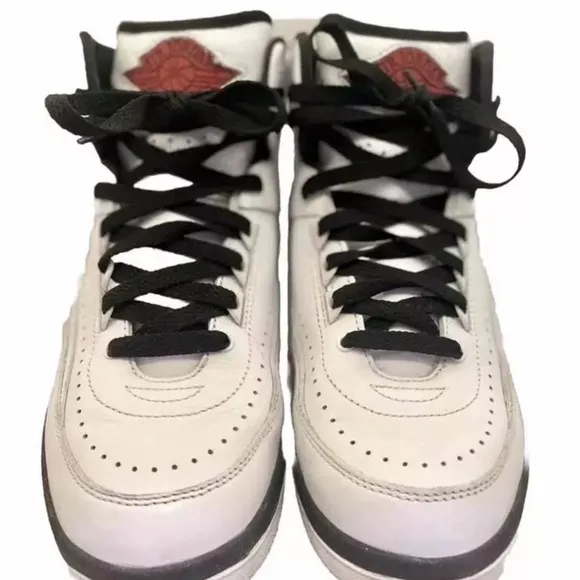 Size 6 - Jordan 1 Retro Red White OG immaculate condition